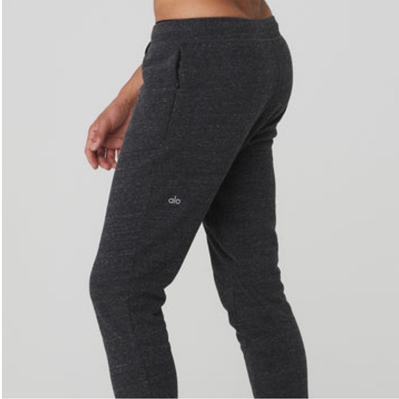 ALO Yoga Pants Alo Yoga Mens Triumph Sweatpant 3 Inseam M Poshmark
